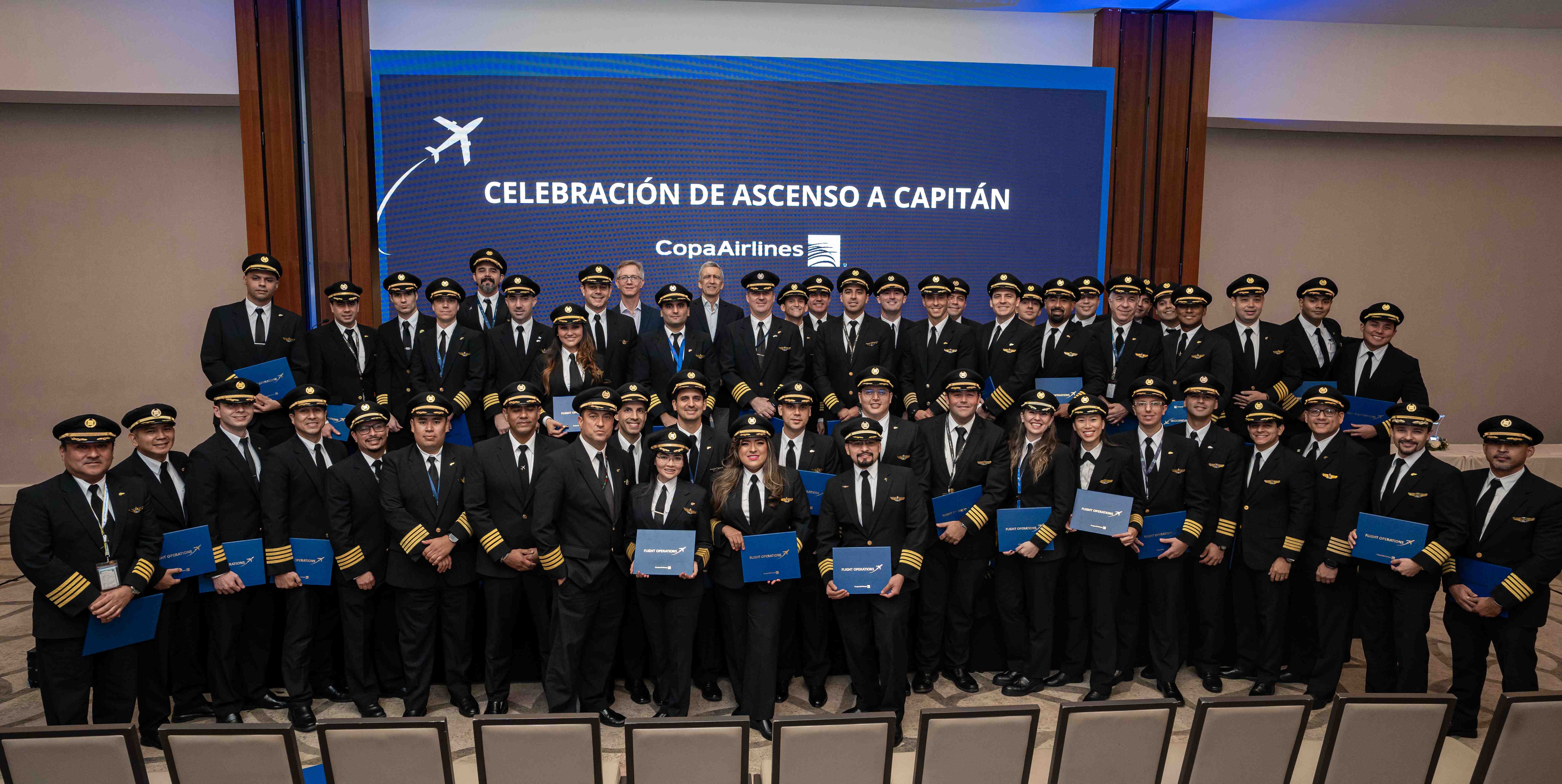 COPA AIRLINES promueve a 52 primeros oficiales al rango de capitán en su flota BOEING 737